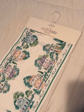 Lenox Spice Village Table Runner – NEW w/ Tag